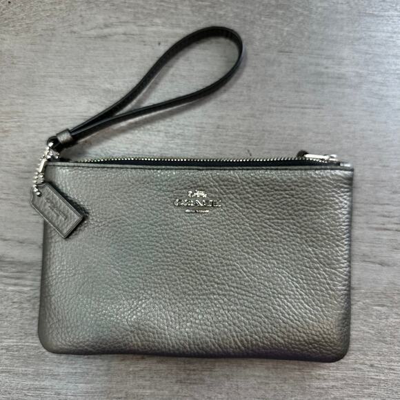 Coach Small Metallic Pebbled Leather Wristlet with Box - Picture 1 of 7